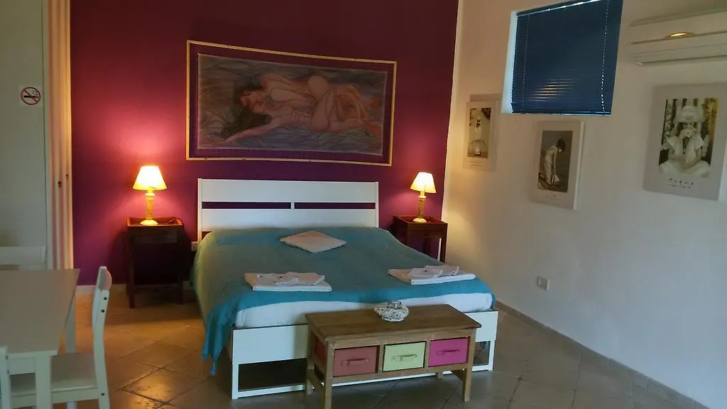 SoleeSale Appartamenti e Camere Per Vacanza Pula Italia